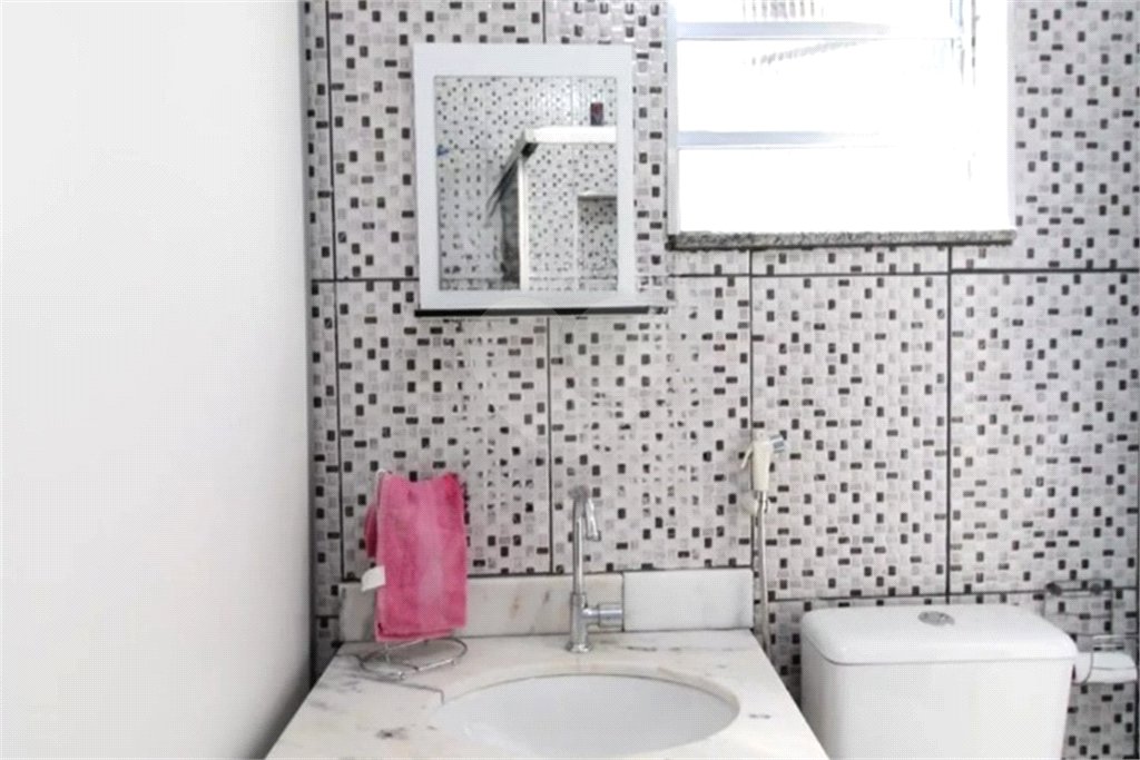 Casa á venda com 156m² e 2 dormitórios Jaçana