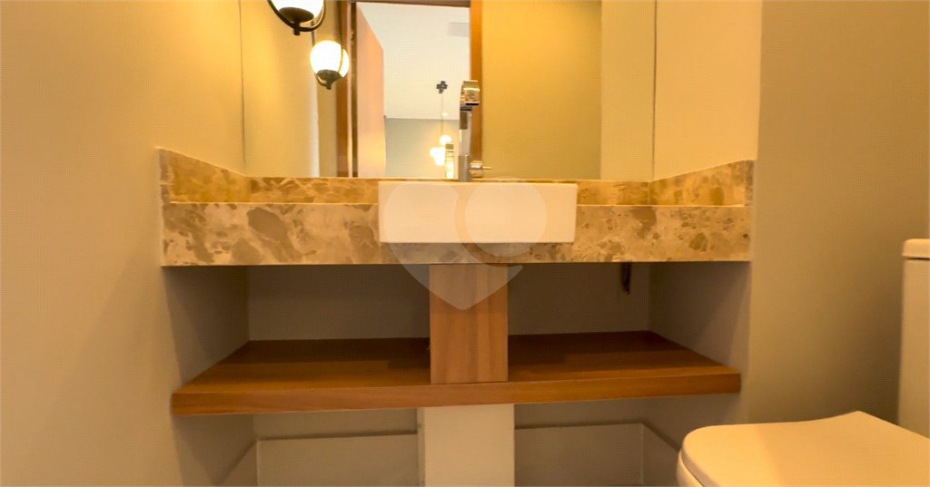 Apartamento à venda com 3 quartos, sendo 1 suíte, em Barra Funda, São Paulo, SP