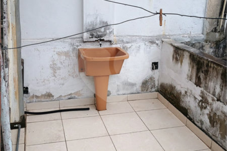 Casa à venda com 5 quartos, sendo 1 suíte, em Bangu, Rio de Janeiro, RJ
