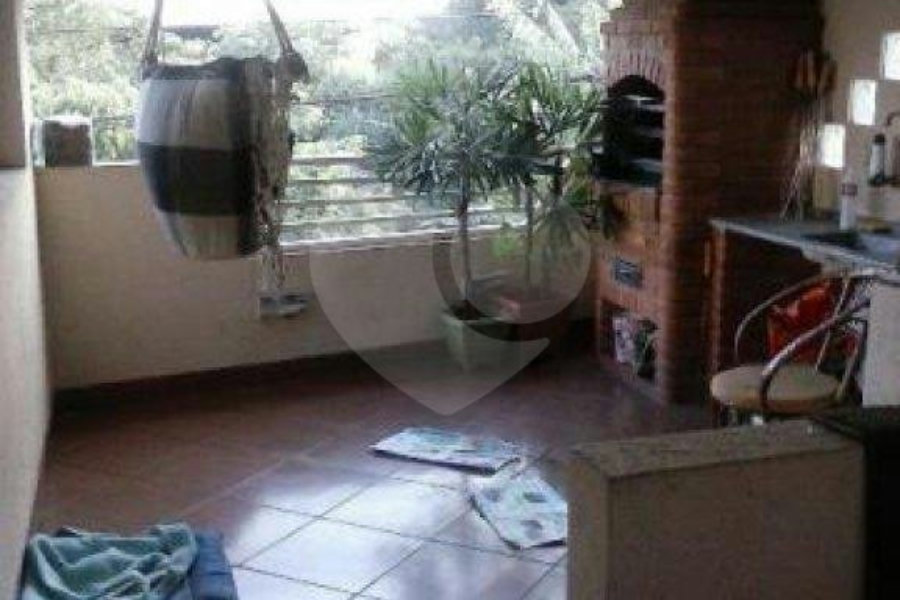 Sobrado à venda com 3 quartos, sendo 1 suíte, em Vila Nova Mazzei, São Paulo, SP