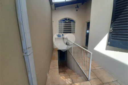 Casa Térrea à venda com 3 quartos, sendo 1 suíte, no Centro, Vinhedo, SP
