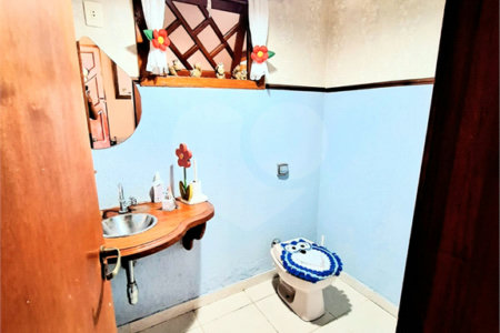 Casa à venda com 3 quartos, sendo 1 suíte, em Mogi Moderno, Mogi das Cruzes, SP