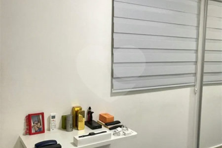 Casa à venda com 2 suítes no condomínio Residencial Veneza, São Paulo - SP