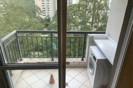 Apartamento à venda com 1 quarto em Parque Reboucas, São Paulo, SP