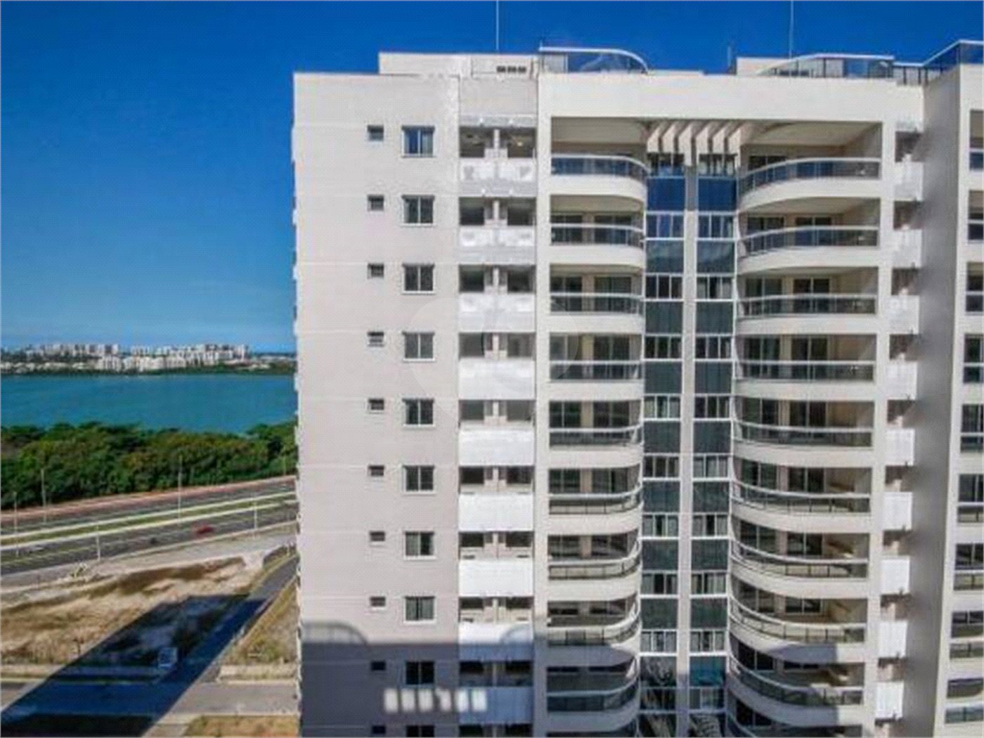 Apartamento à venda com 2 quartos, sendo 1 suíte,  em Camorim, Rio de Janeiro, RJ
