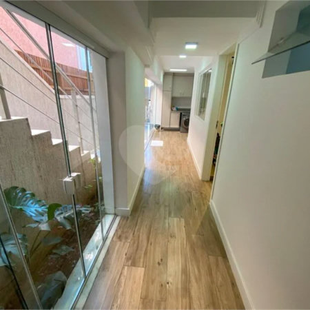Sobrado à venda com 5 quartos, sendo 4 suítes, em Jardim Prudência, São Paulo, SP