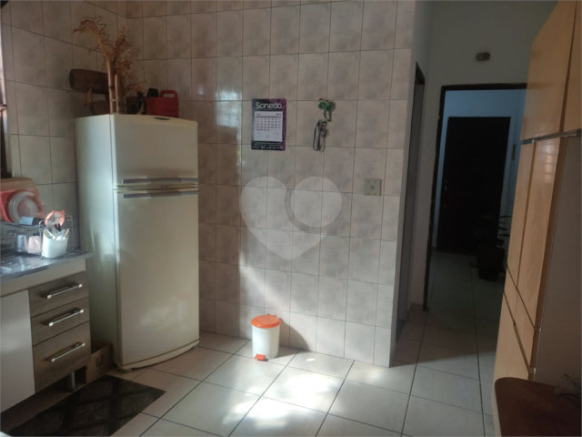 Sobrado à venda com 3 quartos no Brasilândia, São Paulo, SP