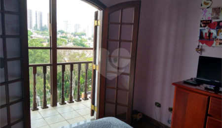 Sobrado à venda com 4 quartos, sendo 2 suítes, em Jardim Franca, São Paulo, SP