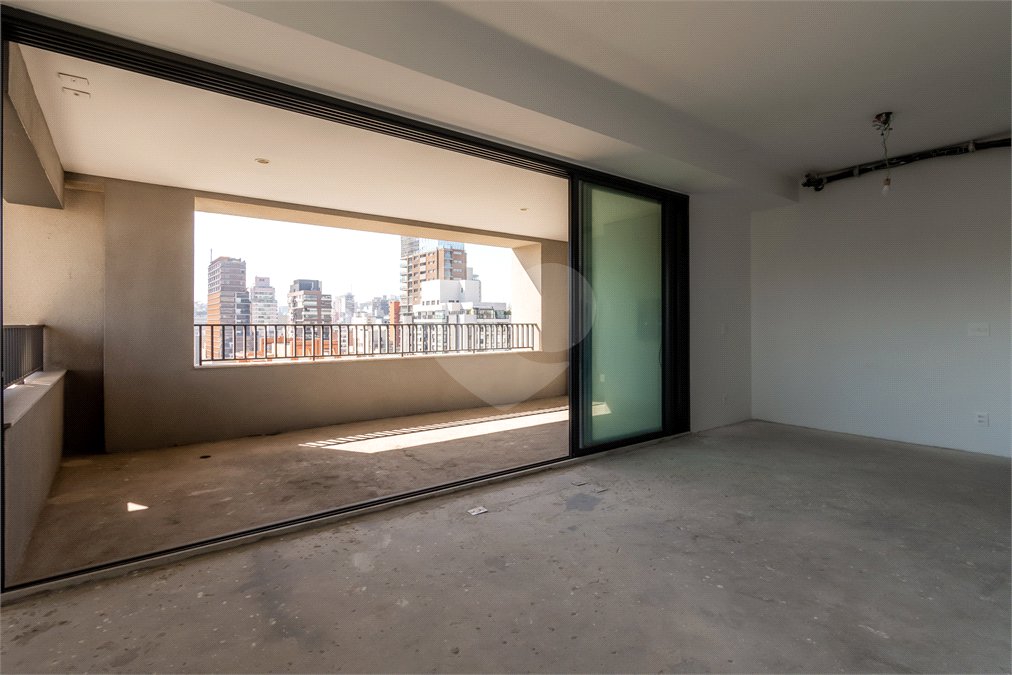 Apartamento à venda com 3 suítes em Pinheiros, São Paulo, SP