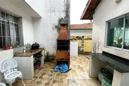 Sobrado à venda com 3 quartos, sendo 2 suítes, em Conjunto Residencial Butantã, São Paulo, SP