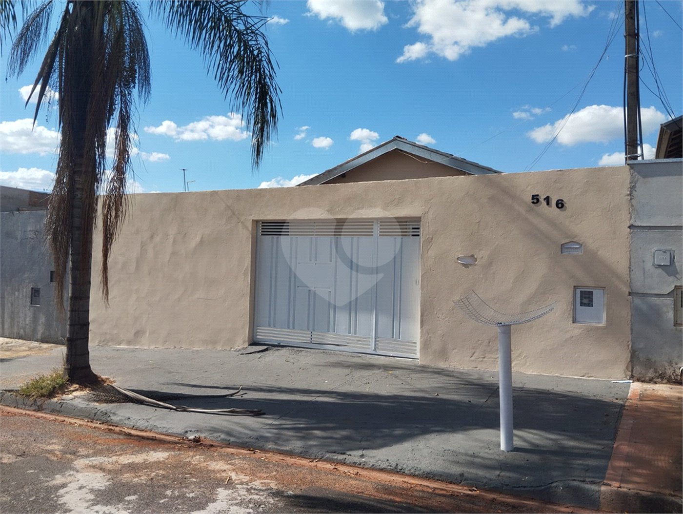 Casa à venda com 2 quartos em Jardim Roberto Selmi Dei, Araraquara, SP