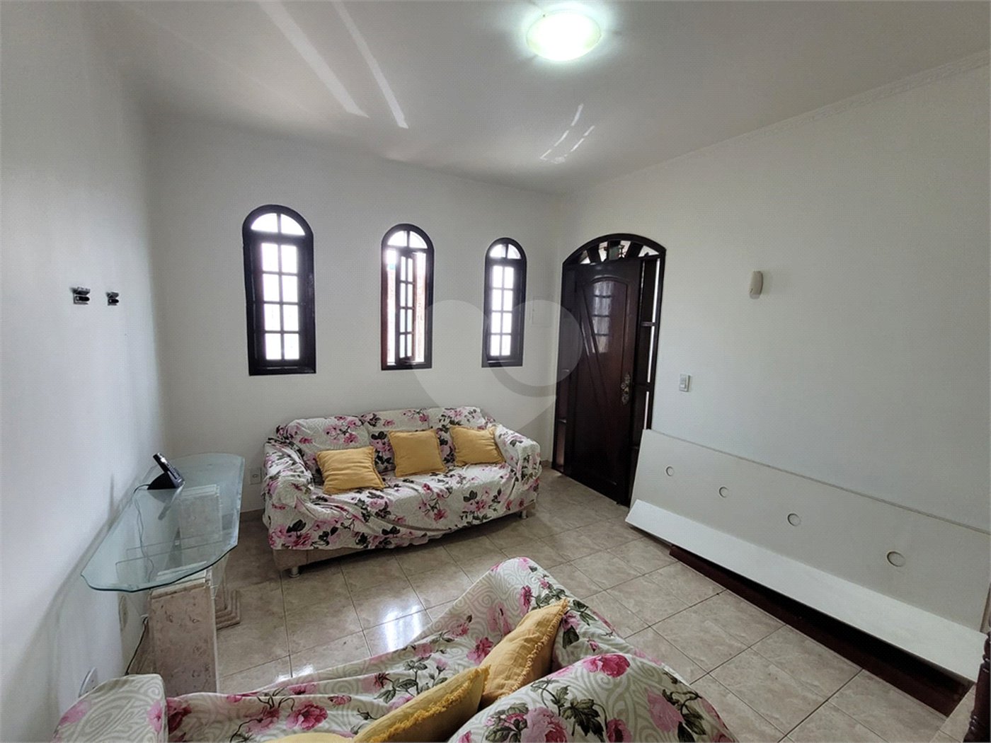 Sobrado à venda com 3 quartos, sendo 1 suíte, em Vila dos Remédios, São Paulo, SP