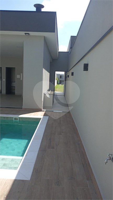Casa à venda com 3 suítes no condomínio Jardim Residencial Dona Lucilla, Indaiatuba - SP