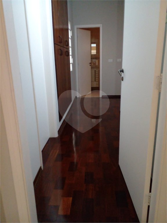 Sobrado à venda ou para alugar com 3 quartos, sendo 1 suíte, no Centro, Salto, SP