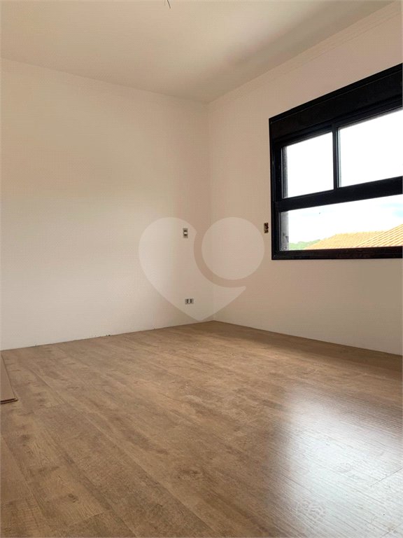 Casa à venda com 3 suítes no condomínio Residencial Celina, Atibaia - SP