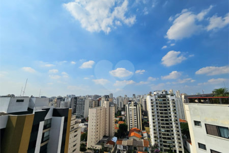 Cobertura à venda com 3 quartos, sendo 1 suíte, em Indianópolis, São Paulo, SP