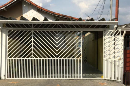 Casa à venda com 3 quartos, sendo 1 suíte,  em Jardim Ester Yolanda, São Paulo, SP