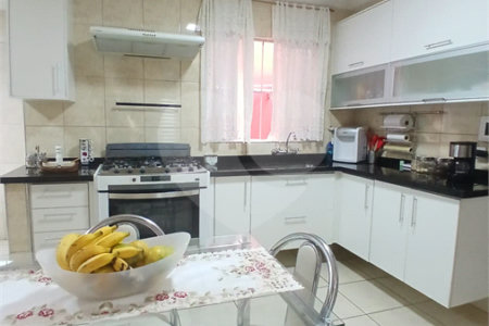 Casa à venda com 3 quartos, sendo 1 suíte, em Vila Rica, São Paulo, SP