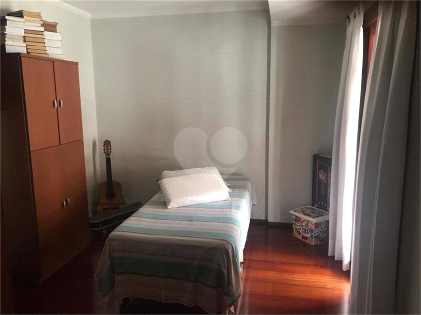 Casa à venda com 3 quartos, sendo 1 suíte, no condomínio Morada de Itapuã, São Paulo - SP