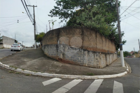Casa à venda com 2 quartos em Jardim Imperial, Atibaia, SP
