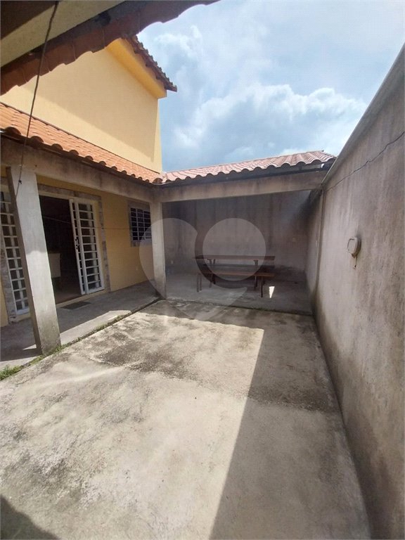 Casa à venda com 4 quartos, sendo 1 suíte, no condomínio Gramado do Mendanha, Rio de Janeiro - RJ