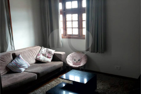 Casa à venda com 4 quartos, sendo 2 suítes,  em Jardim Japão, São Paulo, SP
