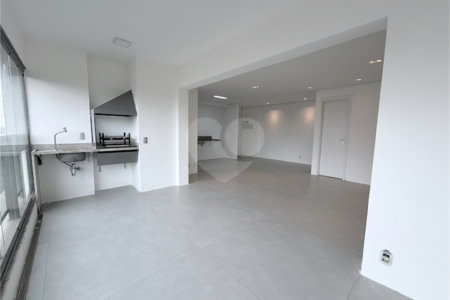 Apartamento à venda com 3 quartos, sendo 1 suíte, em Vila Leopoldina, São Paulo, SP