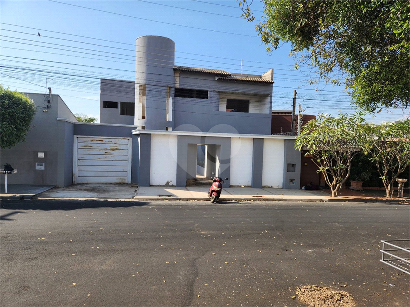 Casa à venda com 5 suítes em Residencial Olivio Benassi, Matão, SP