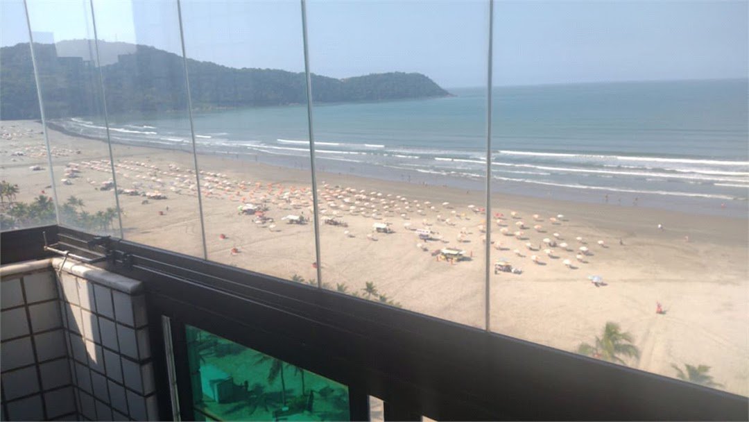 Apartamento Residencial à venda, Boqueirão, Praia Grande - AP0718.