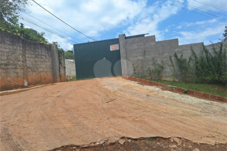 Terreno à venda com 1 suíte em Caixa D´água, Vinhedo, SP
