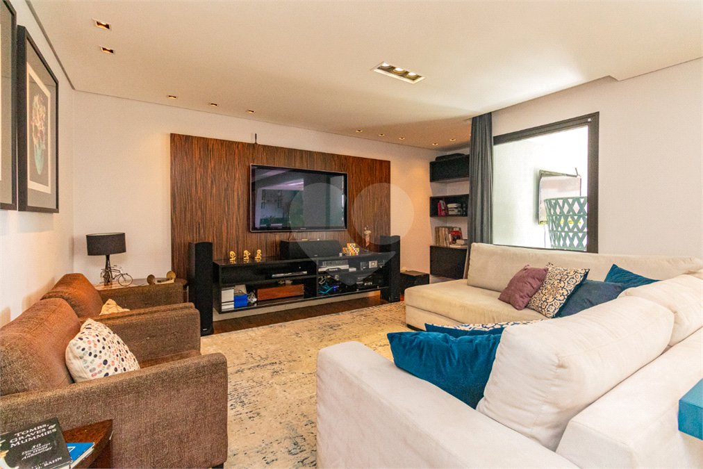 Apartamento à venda com 3 suítes em Chácara Santo Antônio (zona Sul), São Paulo, SP