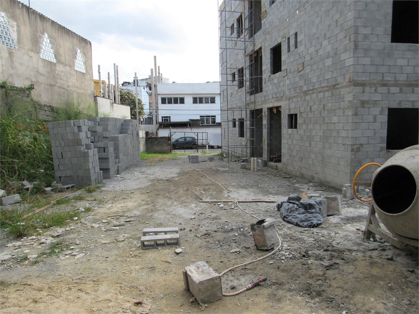 Casa à venda com 1 suíte no condomínio Edifício Cristo Rei, Arujá - SP