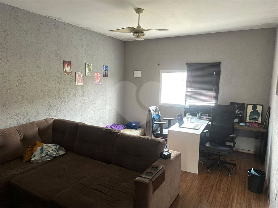 Sobrado com 4 Quartos à venda, 250m² - Jardim Líbano