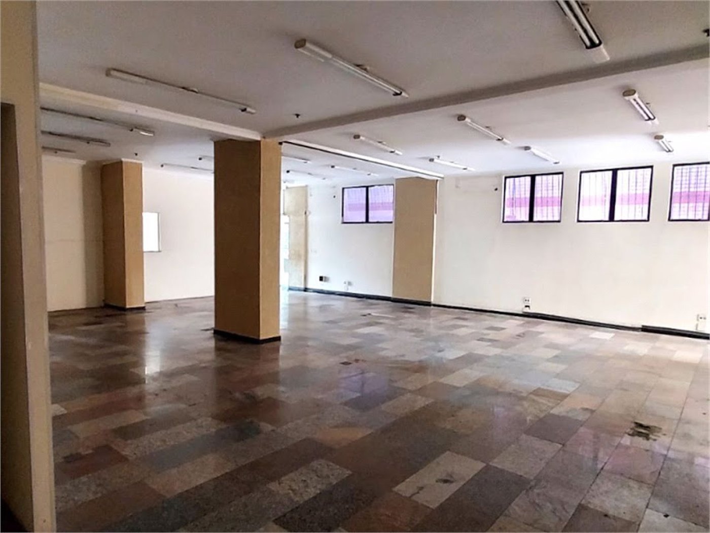 Loja Comercial para locação, ,  - LO0024.