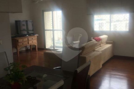 Apartamento à venda com 3 suítes em Jardim Londrina, São Paulo, SP