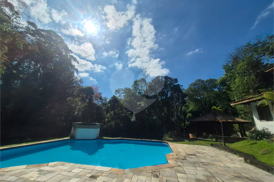 Casa à venda ou para alugar com 4 suítes no condomínio Parque Imperial da Cantareira, Mairiporã - SP