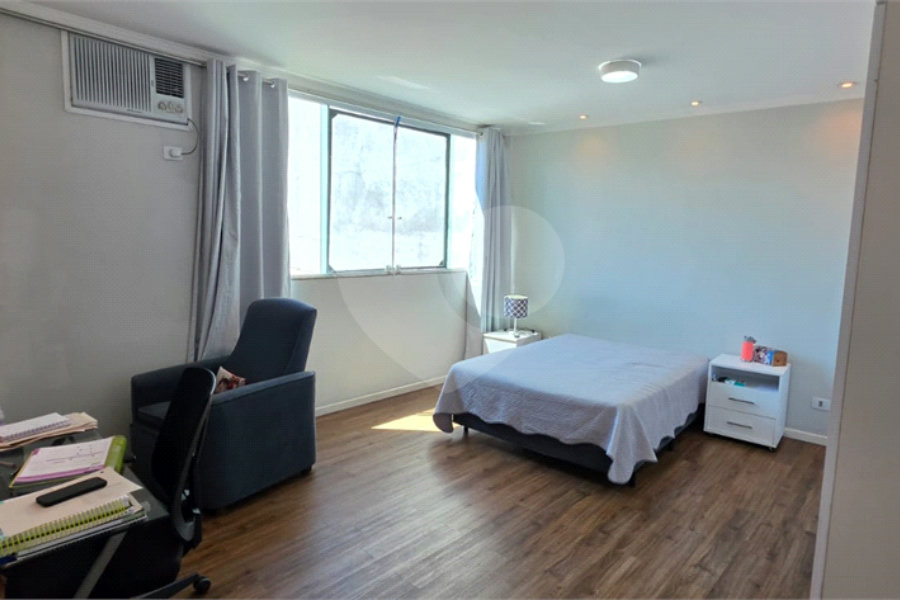 Casa Térrea à venda ou para alugar com 8 quartos, sendo 4 suítes, em Vila Pereira Barreto, São Paulo, SP