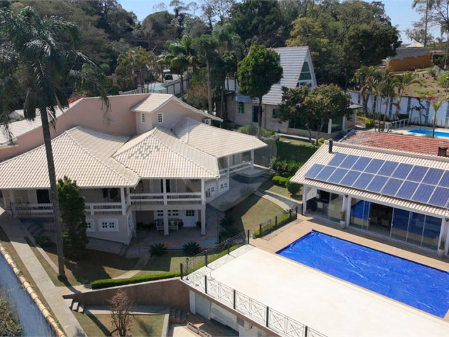 Casa à venda com 5 suítes no condomínio Associação Reserva das Hortênsias, Mairiporã - SP