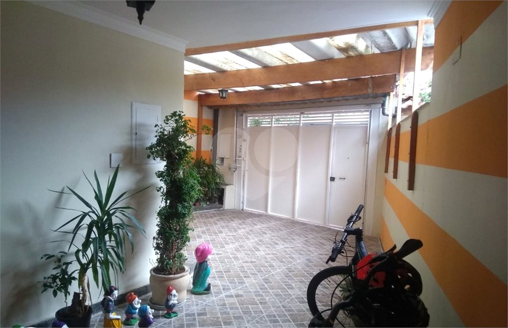 Casa à venda com 3 quartos, sendo 1 suíte, em Jardim da Saúde, São Paulo, SP