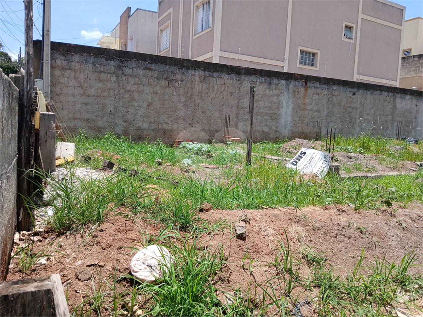 Casa à venda com 2 quartos, sendo 1 suíte, em Jardim das Palmeiras, Atibaia, SP