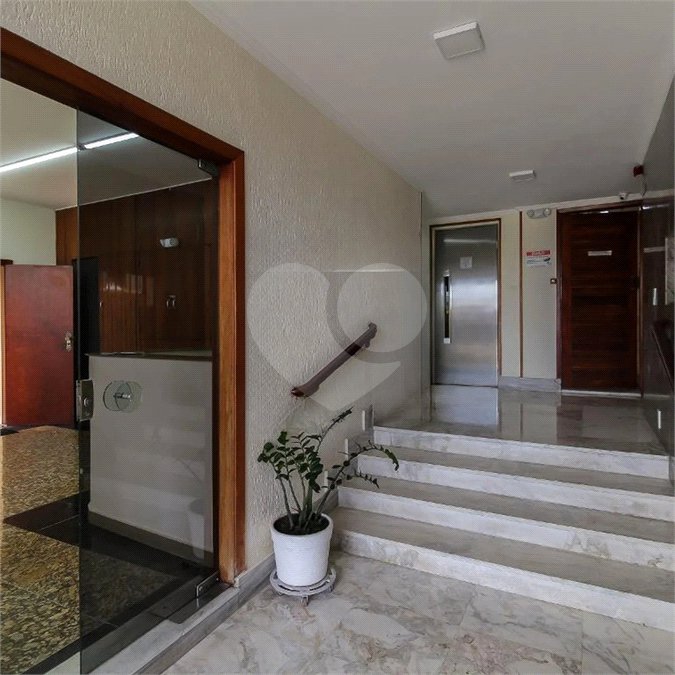 Apartamento à venda com 3 quartos, sendo 1 suíte,  em Mooca, São Paulo, SP