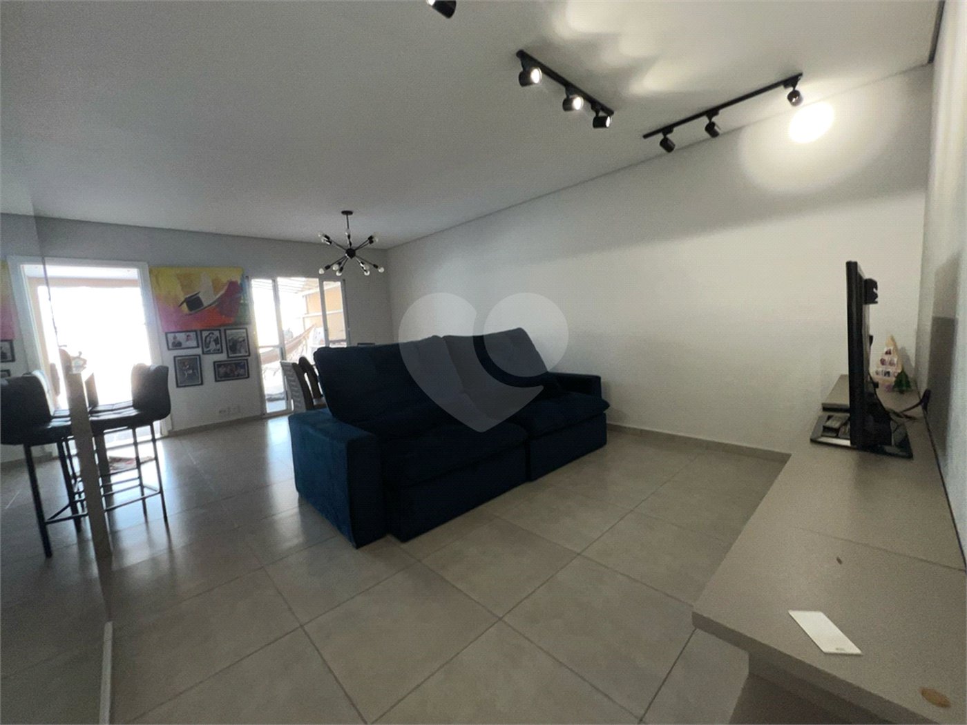 Casa à venda com 3 quartos, sendo 2 suítes,  no condomínio Villa Bella, Sorocaba - SP