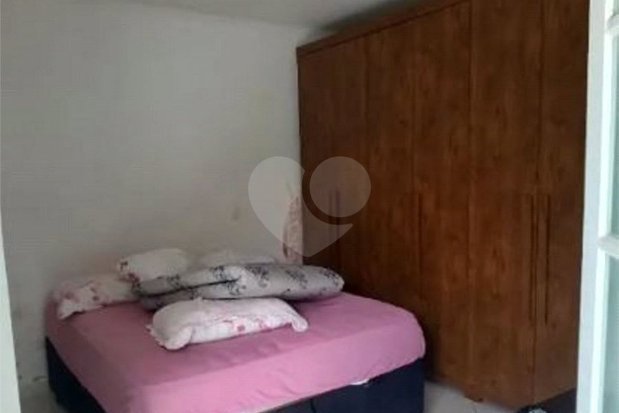 Casa à venda com 3 quartos, sendo 1 suíte, no condomínio São Marcos, São Paulo - SP