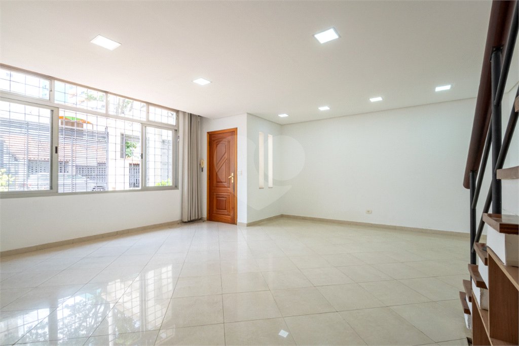 Casa de Vila à venda com 3 quartos, sendo 2 suítes, em Campo Belo, São Paulo, SP