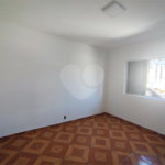 Casa à venda com 3 quartos, sendo 1 suíte, em Vila Vianelo, Jundiaí, SP