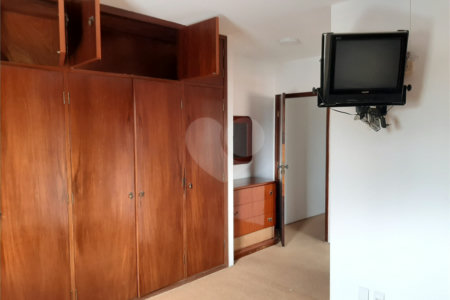 Sobrado à venda ou para alugar com 3 quartos, sendo 1 suíte, em Vila Paulista, São Paulo, SP