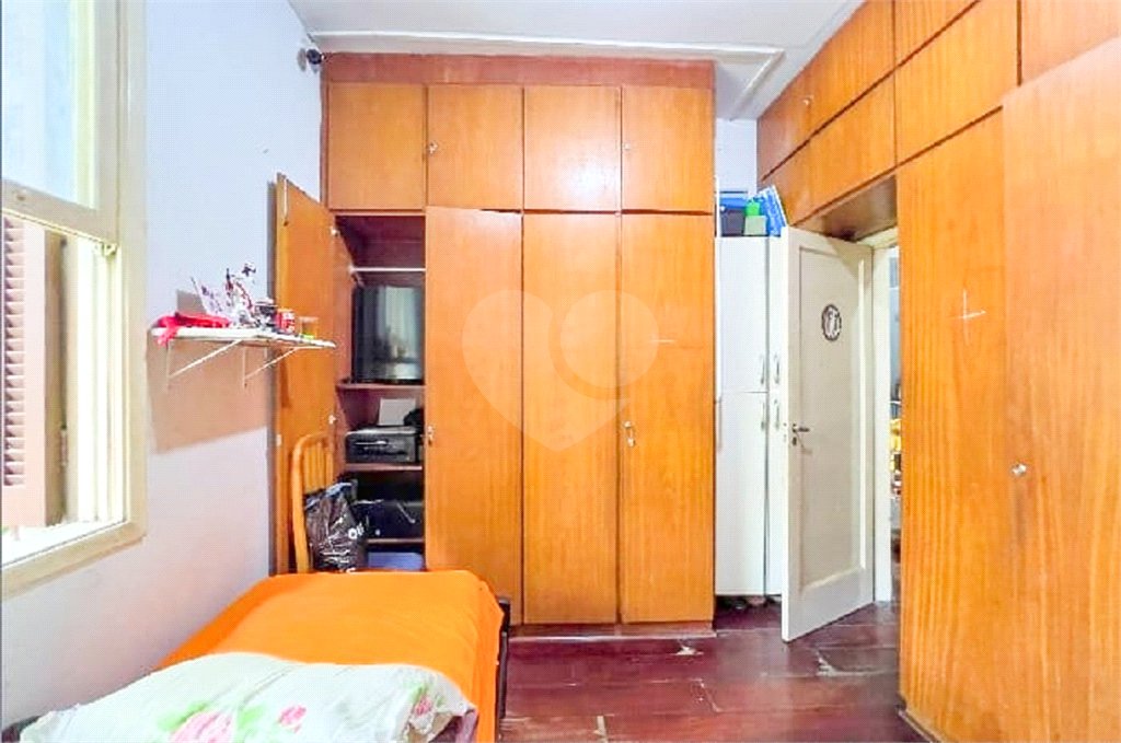 Apartamento à venda com 3 quartos, sendo 1 suíte, em Vila Mariana, São Paulo, SP