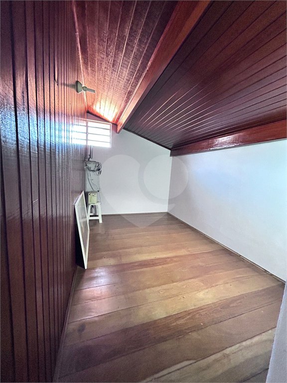 Casa à venda com 3 quartos, sendo 1 suíte, em Jardim do Lago, Jundiaí, SP