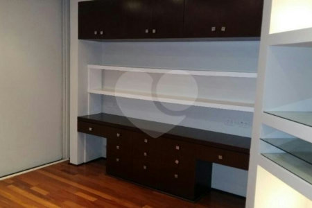 Apartamento à venda com 4 suítes em Alto da Boa Vista, São Paulo, SP