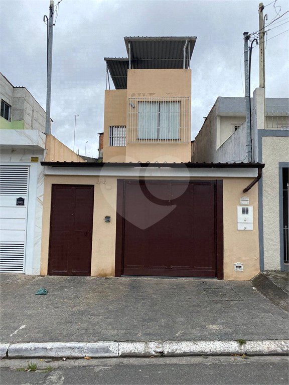 Casa à venda com 2 suítes em Cidade Kemel, São Paulo, SP
